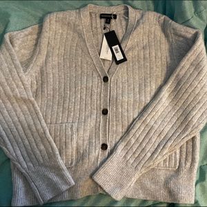 BANANA REPUBLIC CARDIGAN